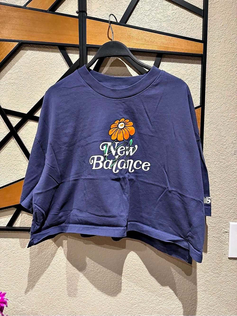 New Balance Women's Crop Floral Tee Graphic T-Shirt Purple oversized XL